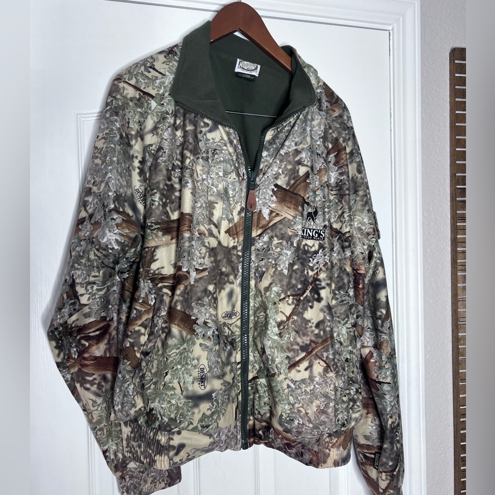 Men's camouflage hunting Jacket - like new - large